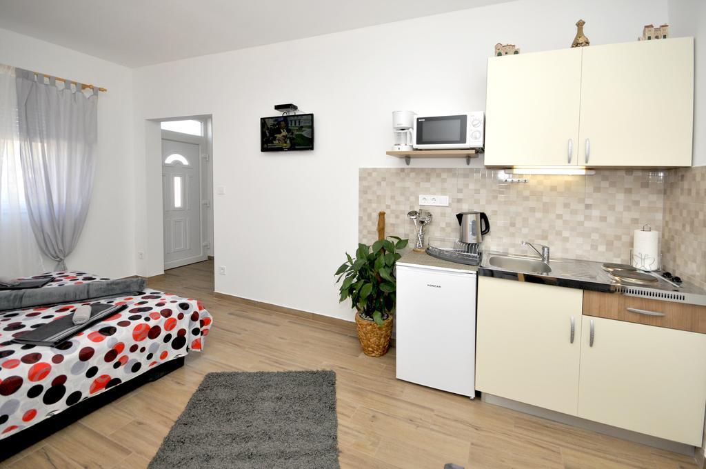 Apartments Josip Trogir Chambre photo