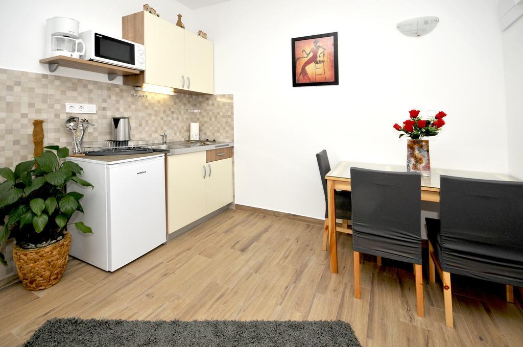 Apartments Josip Trogir Chambre photo
